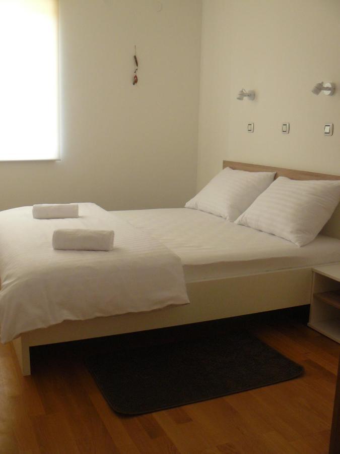 פריבלאקה Our Nest Accommodation מראה חיצוני תמונה
