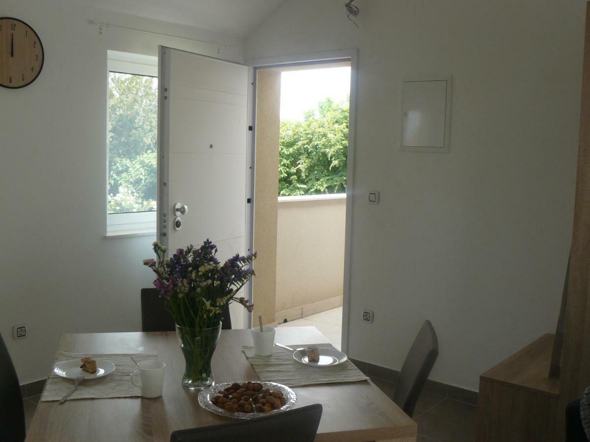 פריבלאקה Our Nest Accommodation מראה חיצוני תמונה