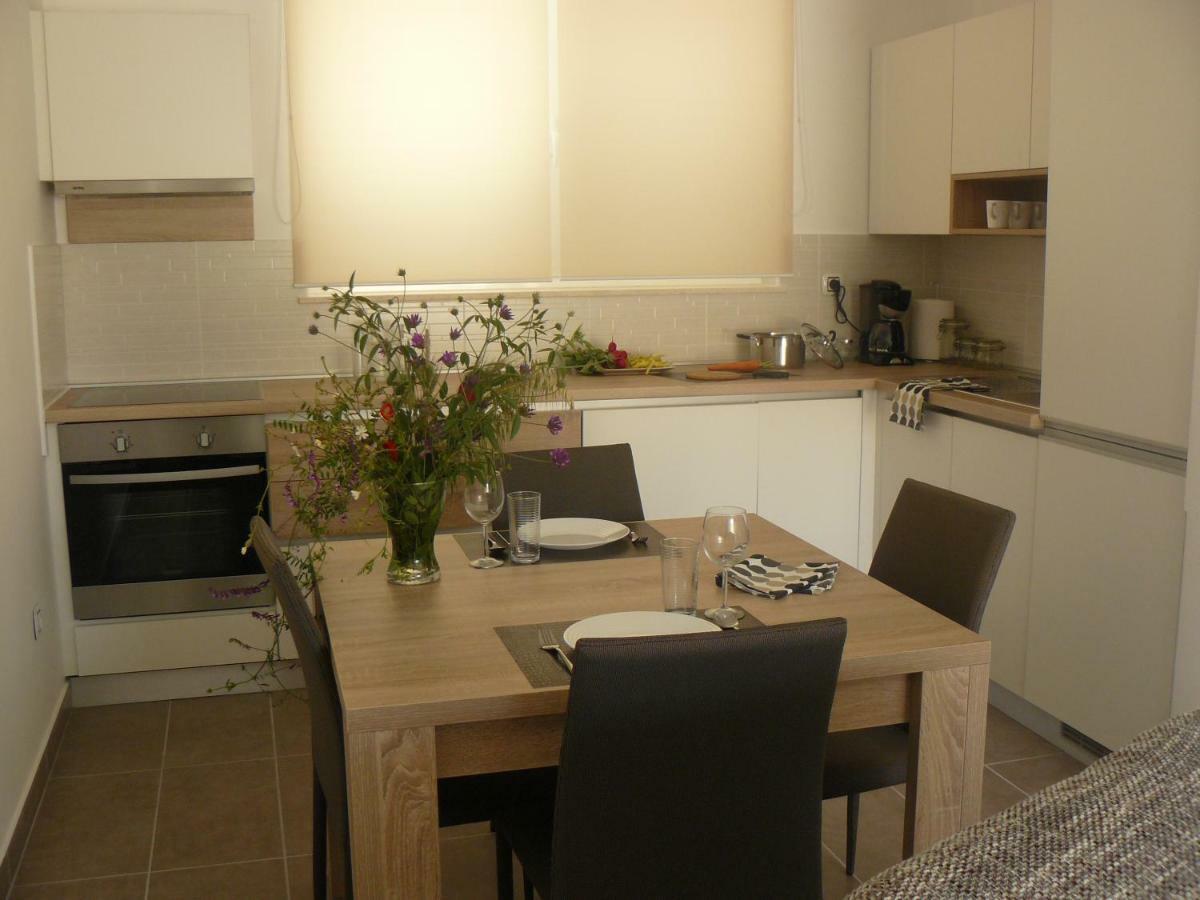 פריבלאקה Our Nest Accommodation מראה חיצוני תמונה